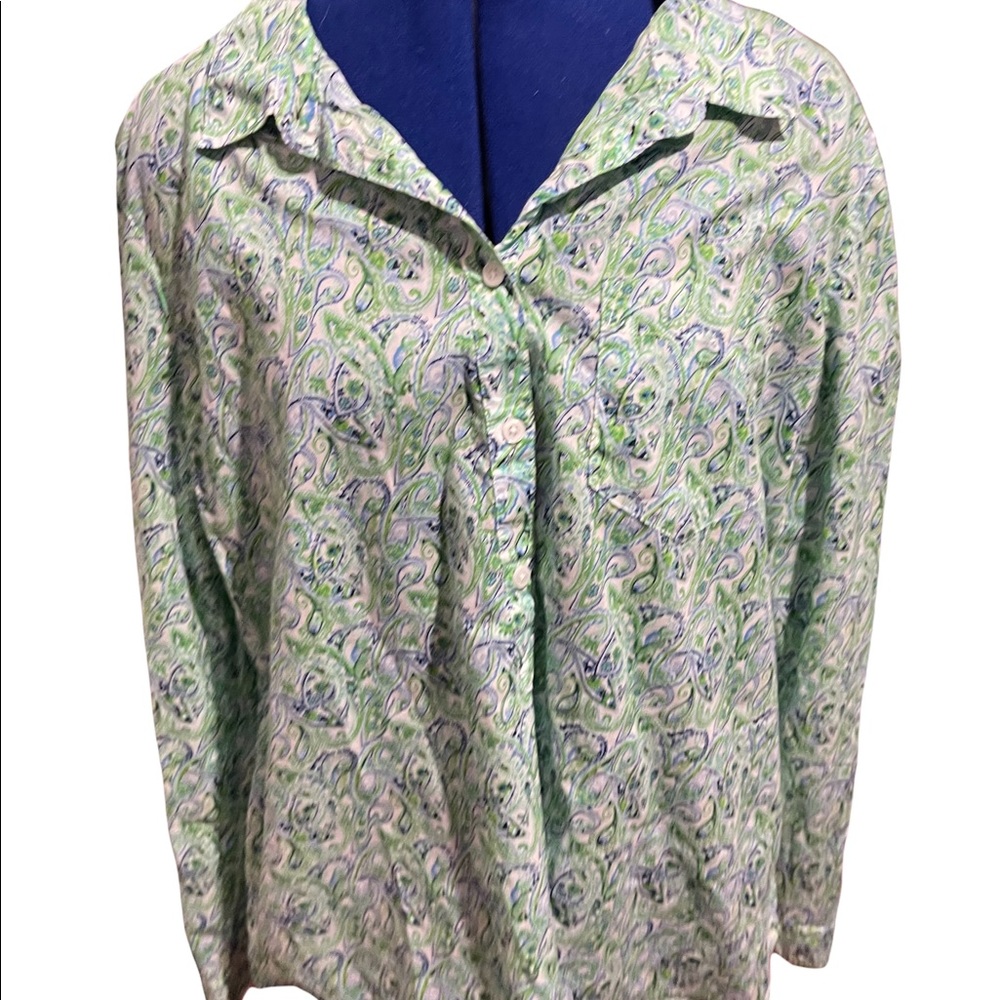 Liz Claiborne 3/4 button down.